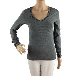 Lululemon Circadian Long Sleeve V Neck Tee Grey Black Stripe
